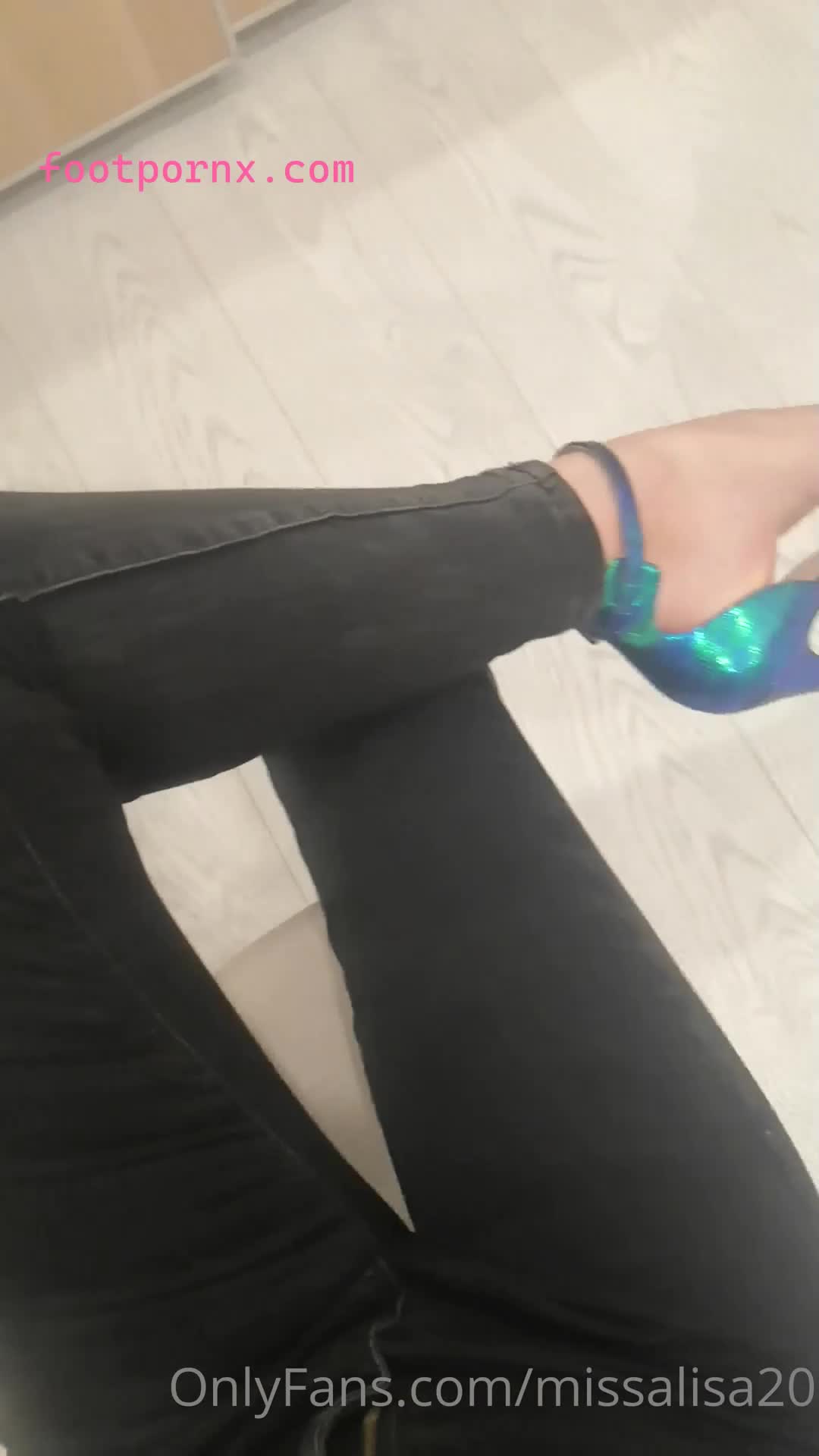 missalisa20 sexy russian toes 54