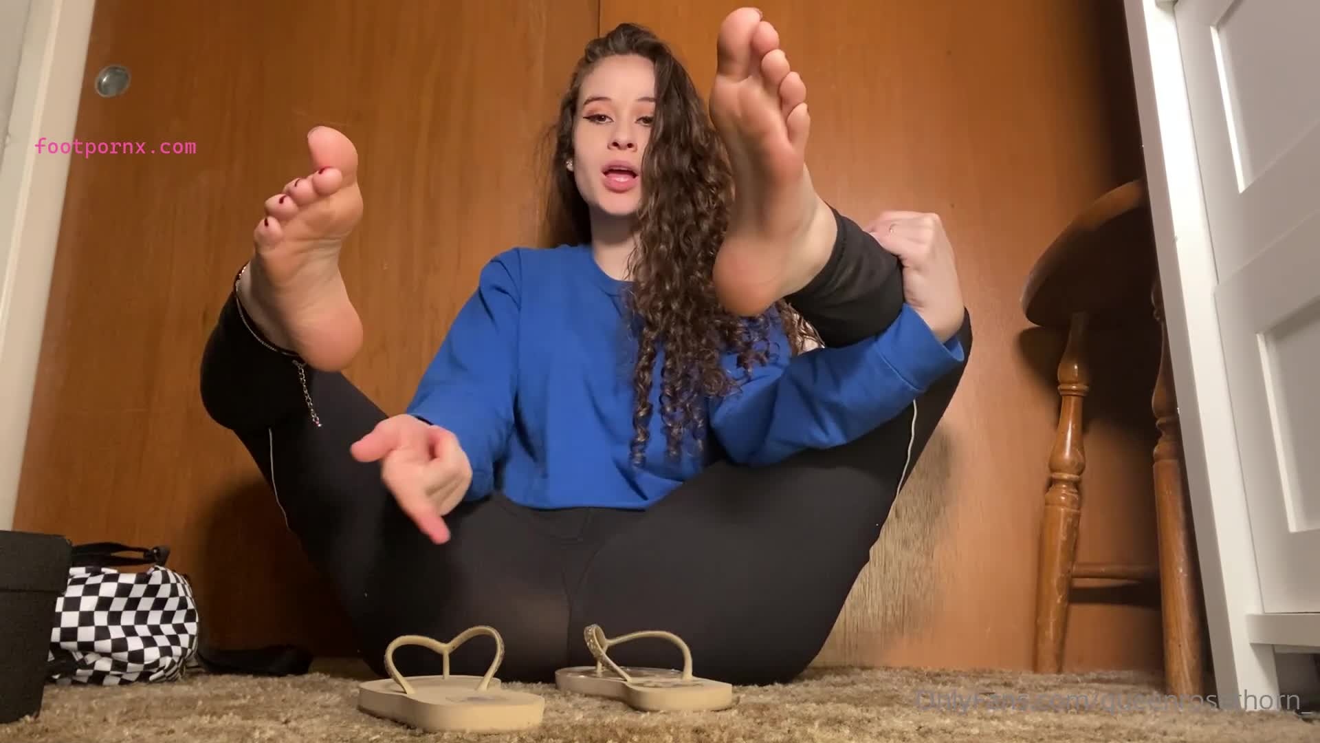 queenrosethorn_ pretty white girl teen feet 5