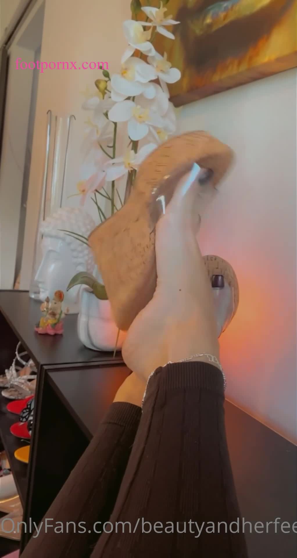 beautyandherfeetz milf perfect toes 12