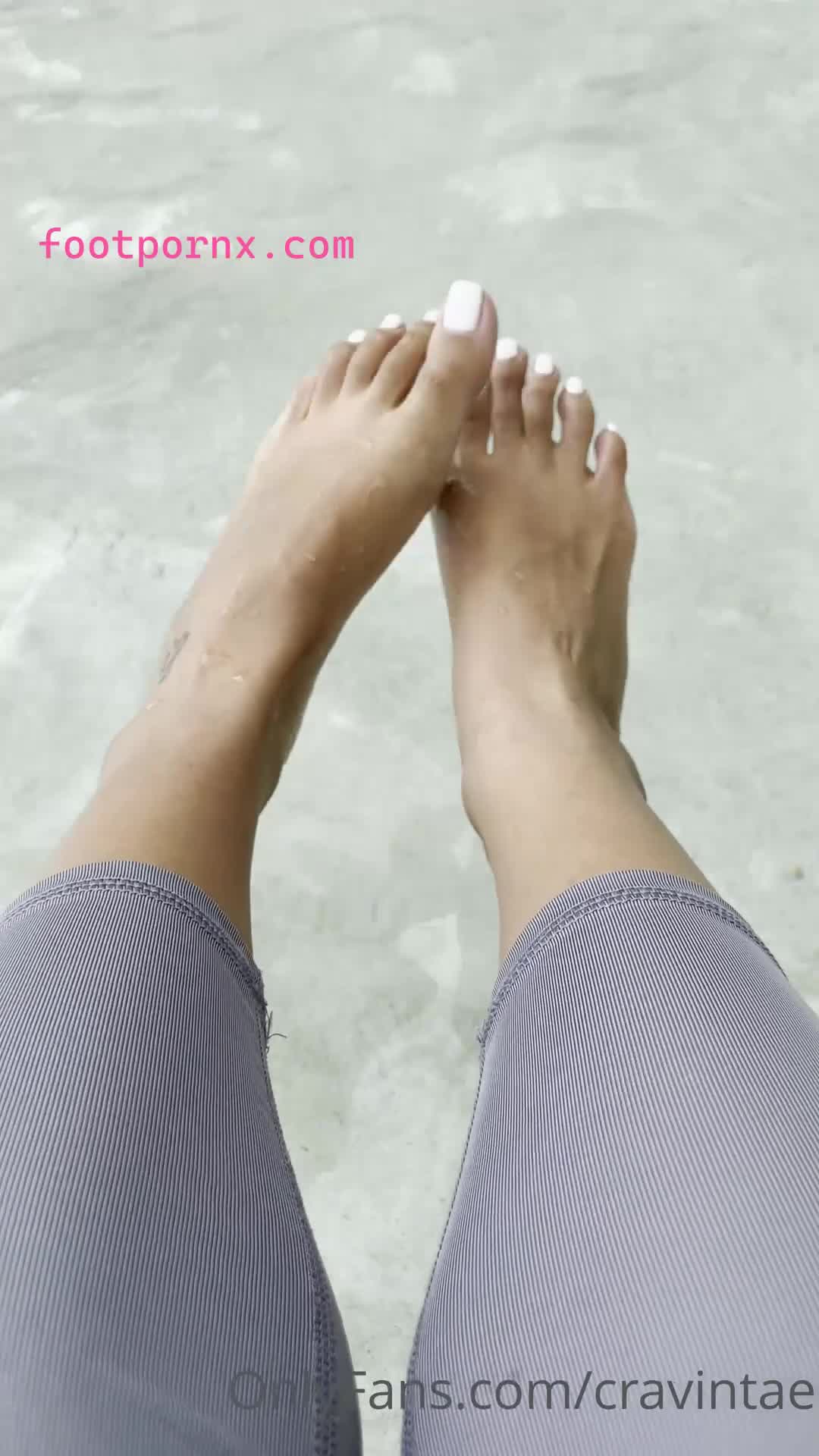 cravintae ebony foot model 5