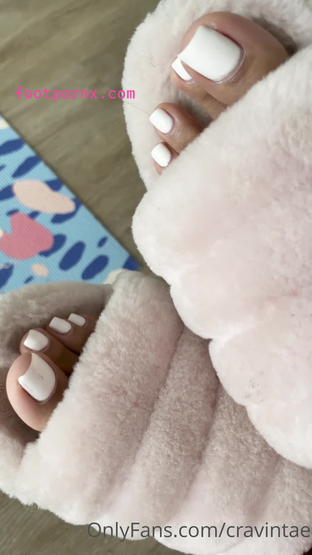 cravintae ebony foot model 4
