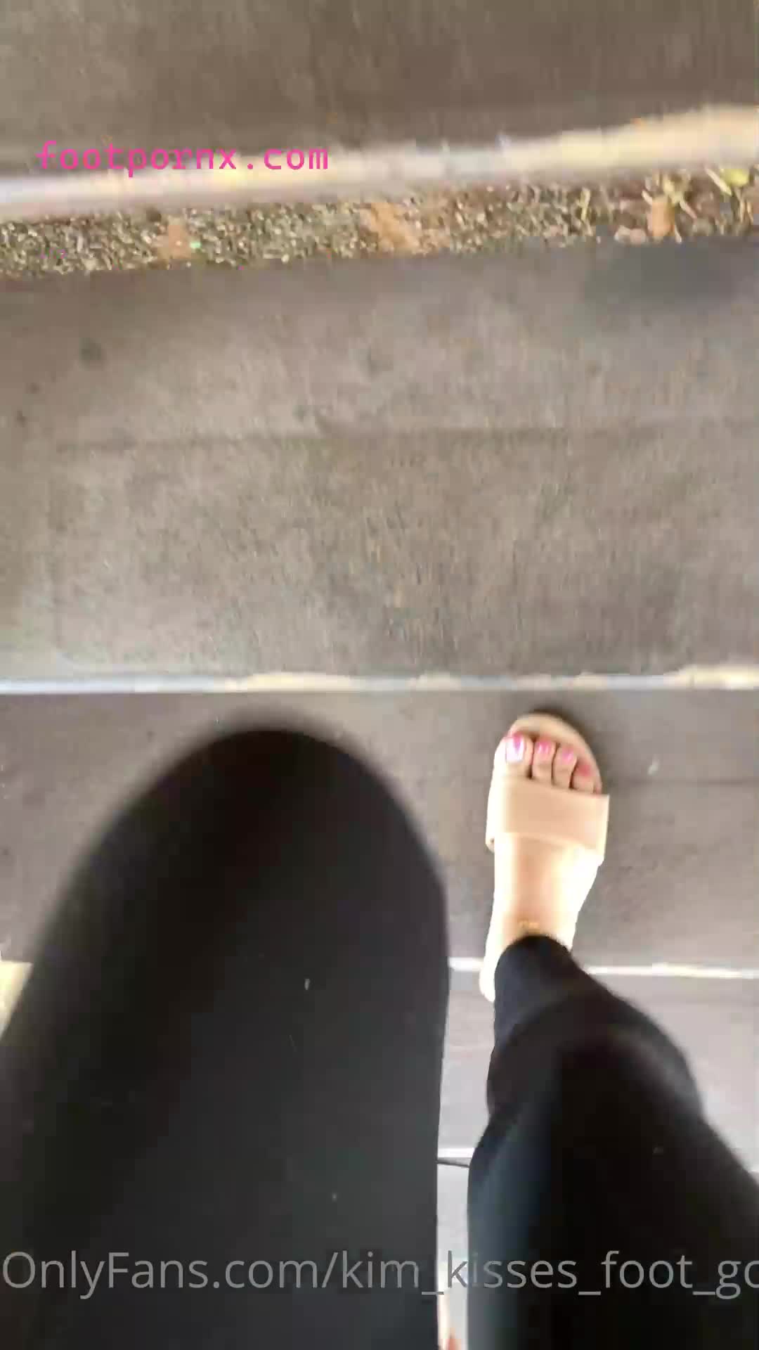 kim_kisses_foot_goddess asian goddess sexy feet 11
