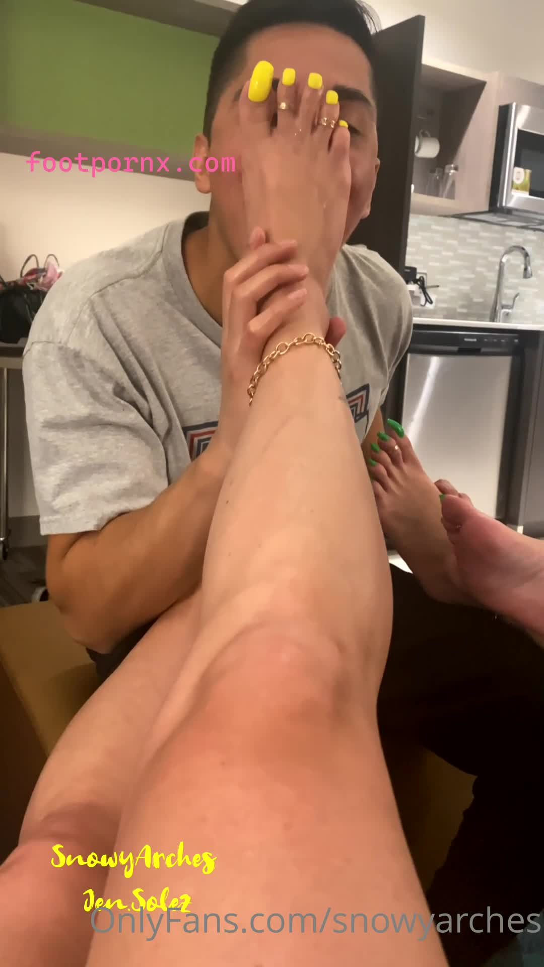 snowyarches long toenails footjob  38