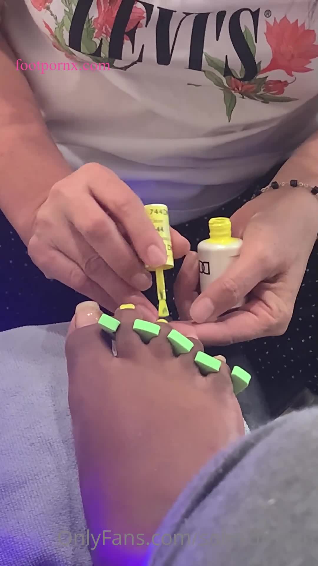 thagoddessreignn  foot porn 2