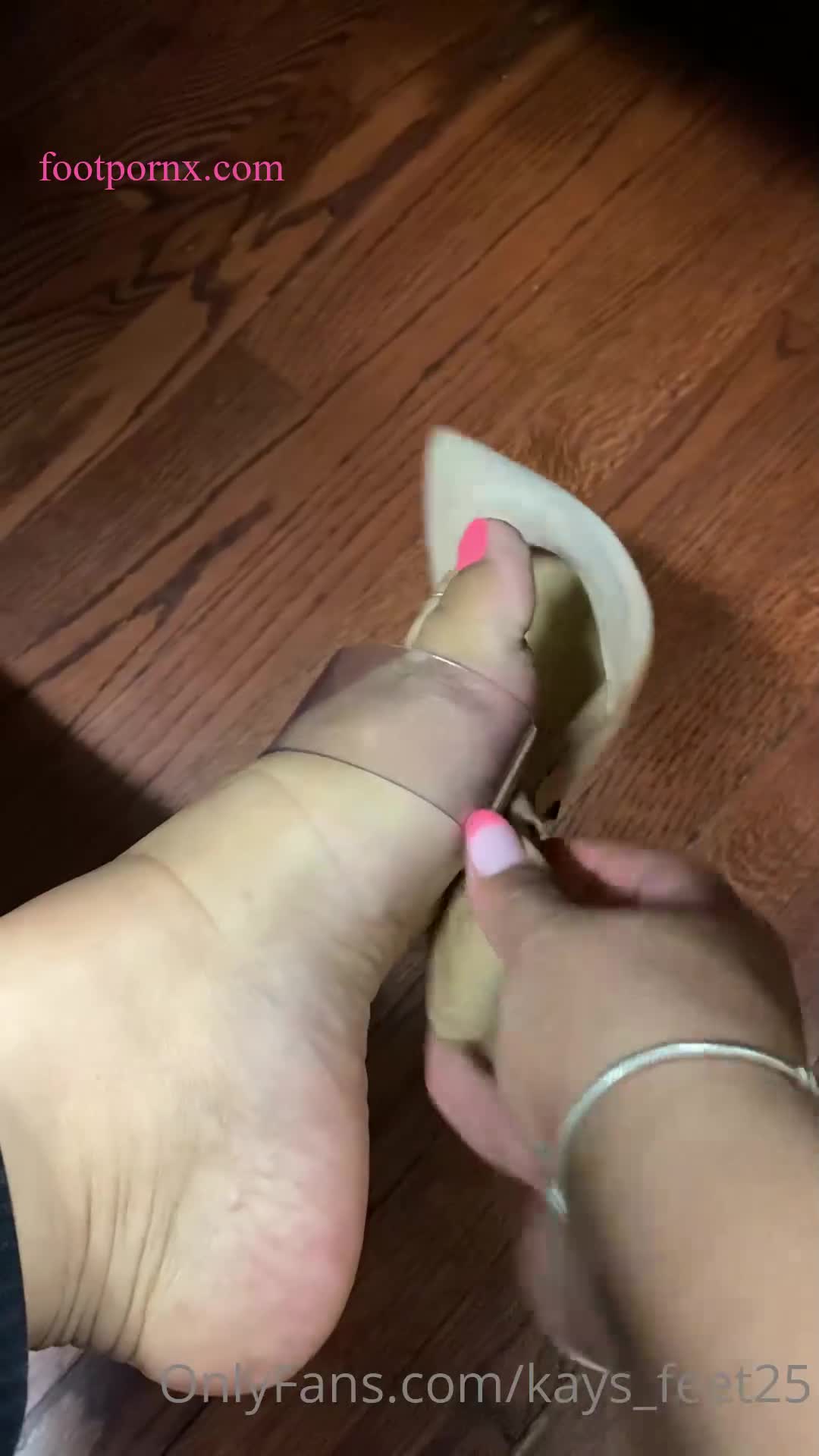 kays_feet25  5