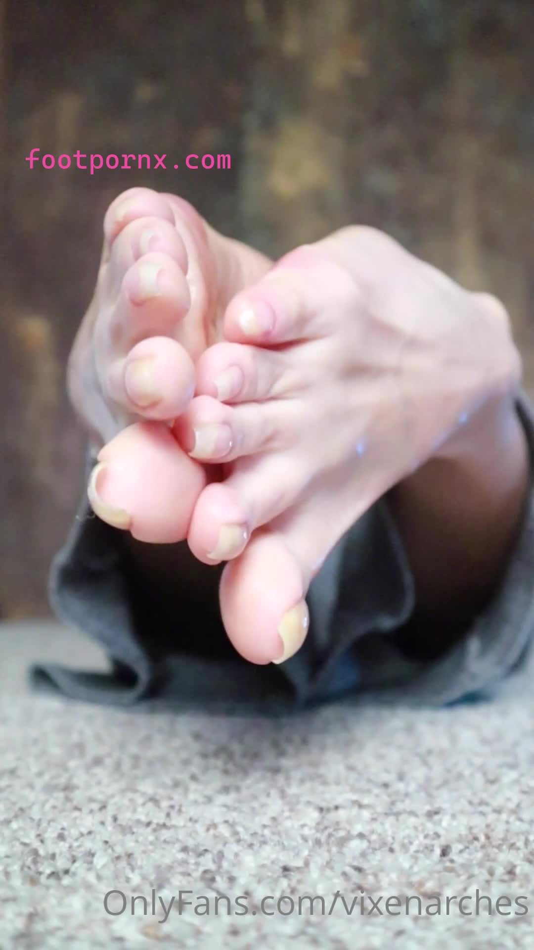 vixenarches hot foot queen [RETIRED] 140