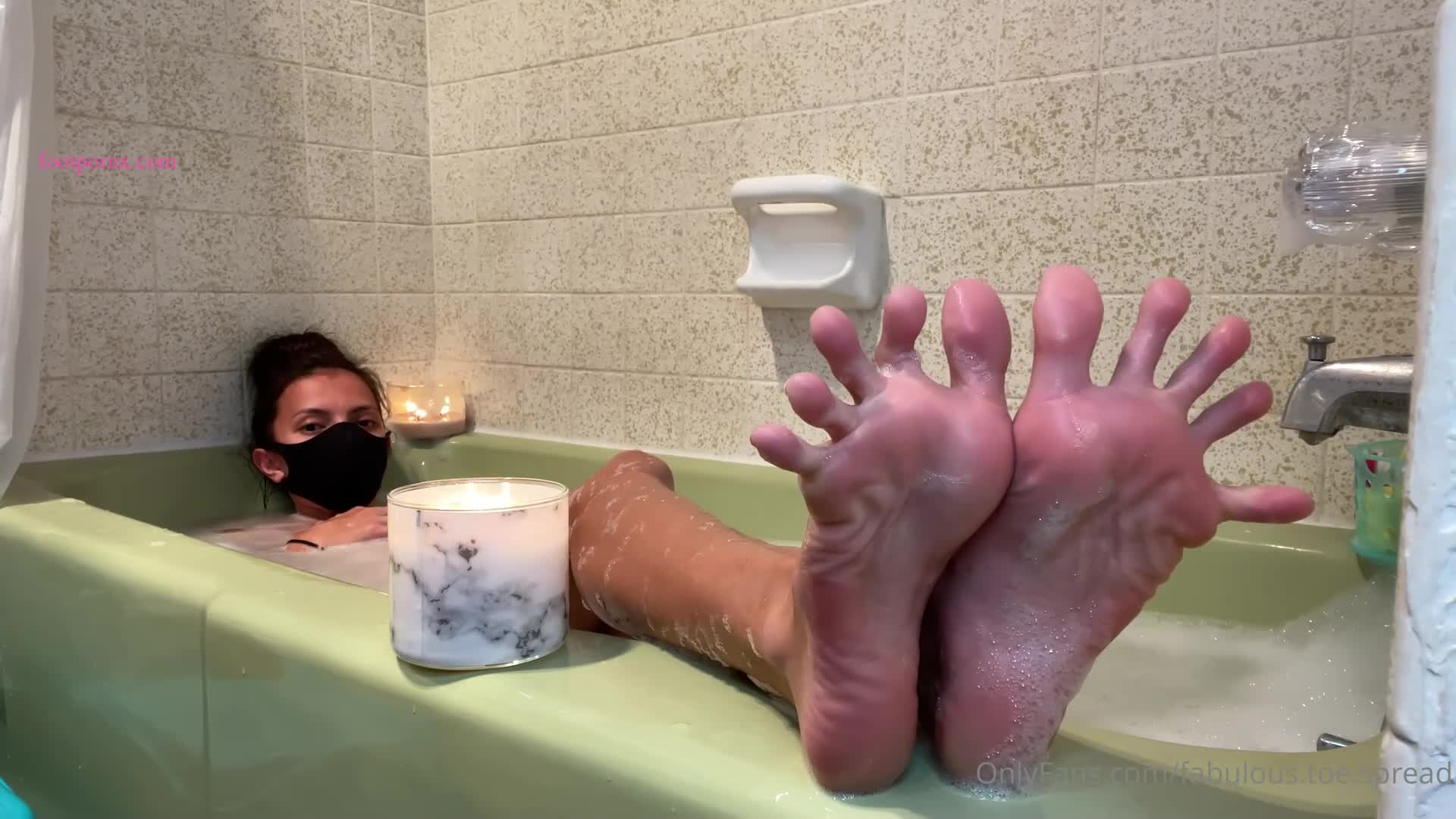 fabulous.toe.spread  4