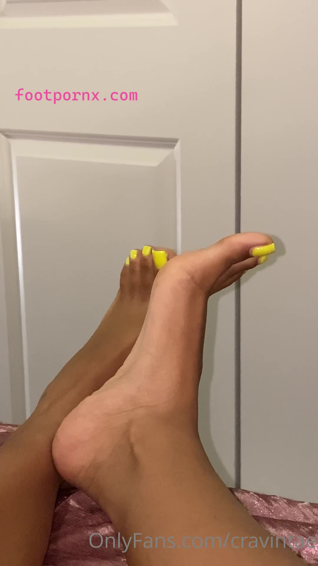 cravintae ebony foot model 16