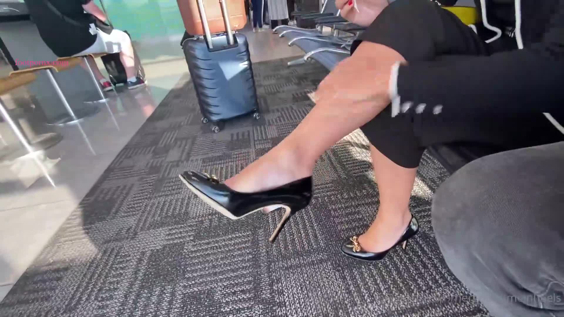 hergoodtimeinheels  2