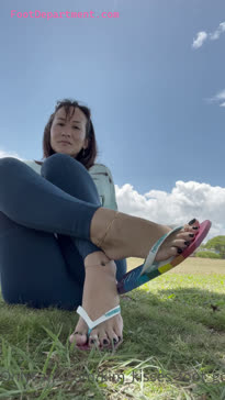 kim_kisses_foot_goddess sexiest feet ive seen