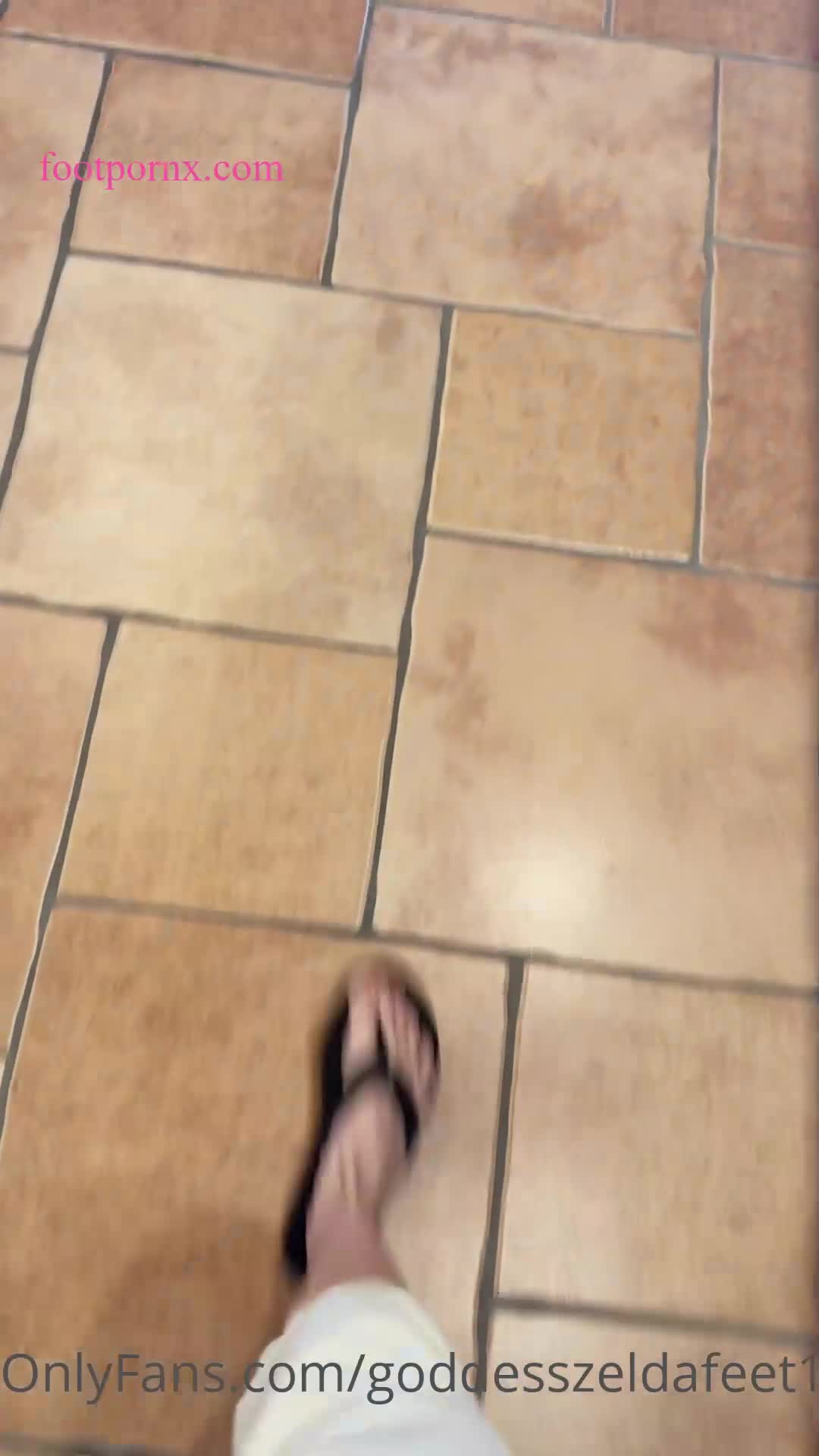 goddesszeldafeet11  foot porn 5
