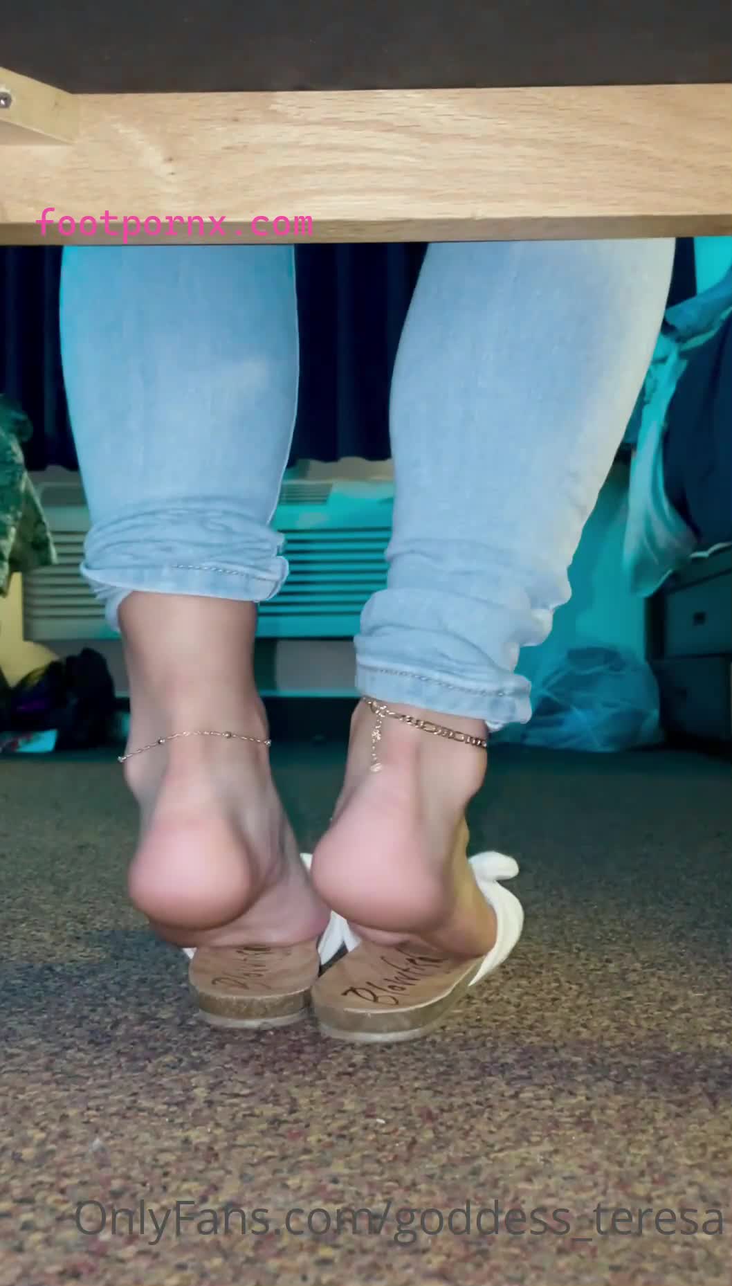 goddess_teresa hot foot babe 35