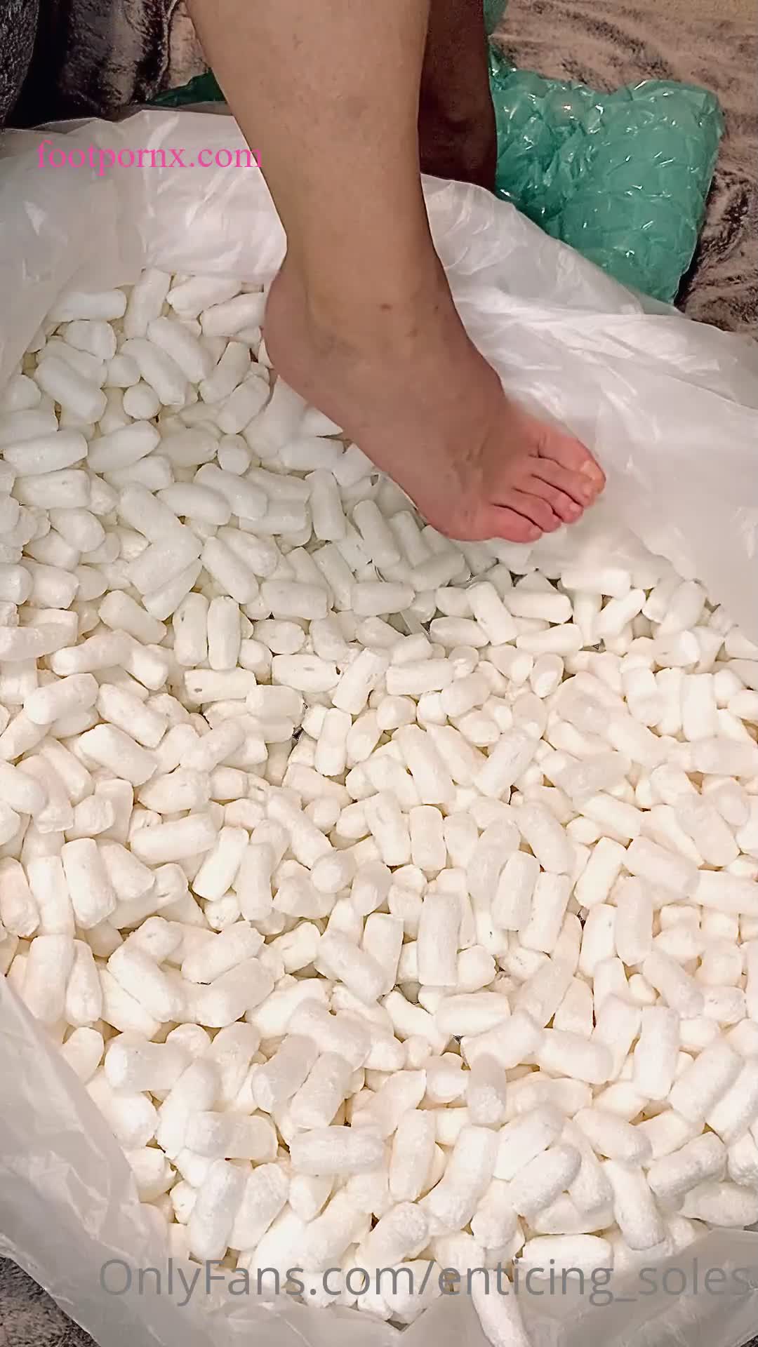 enticing_soles  1