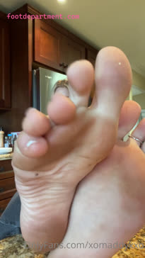 xomaddykxo mean girl joi dirty soles