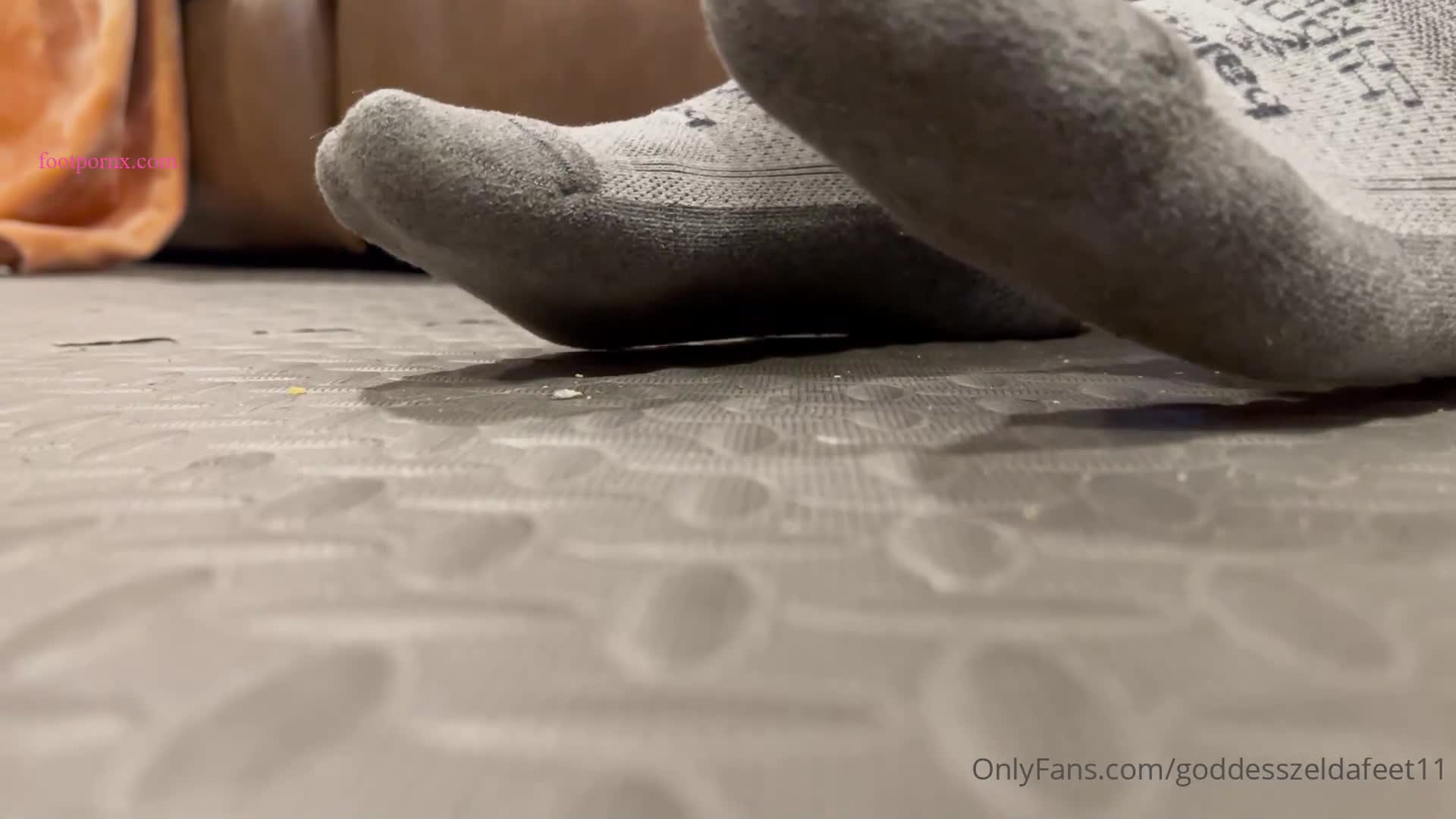 goddesszeldafeet11  foot porn 4