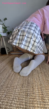 unknown gothic girl feet