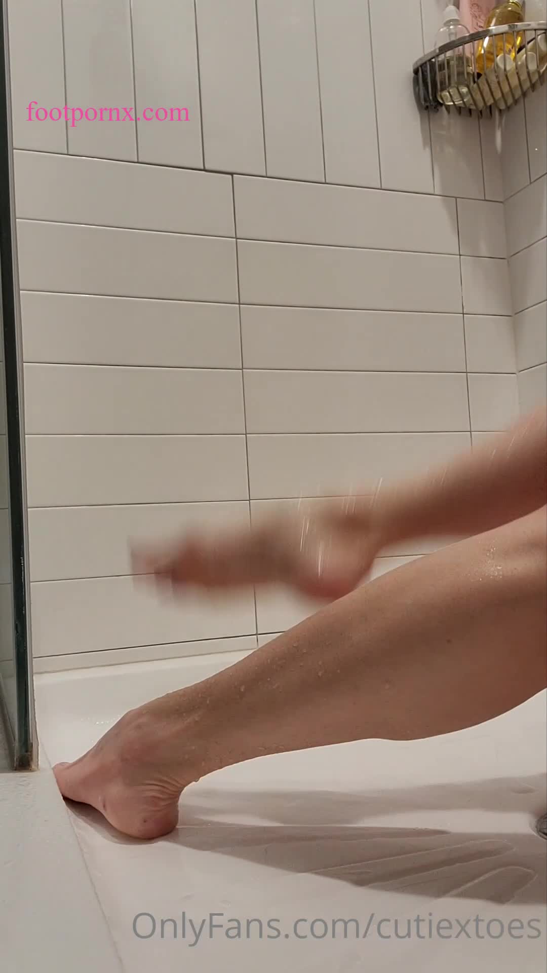 cutiextoes  foot porn 1