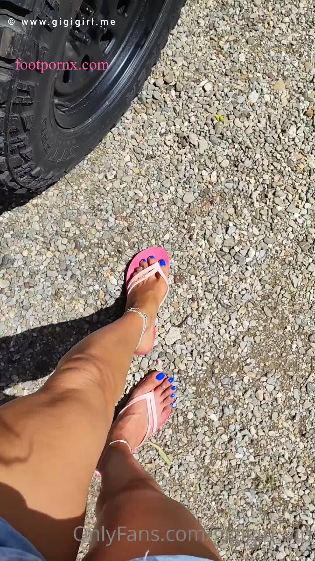 atomictoez_vip  foot porn 4