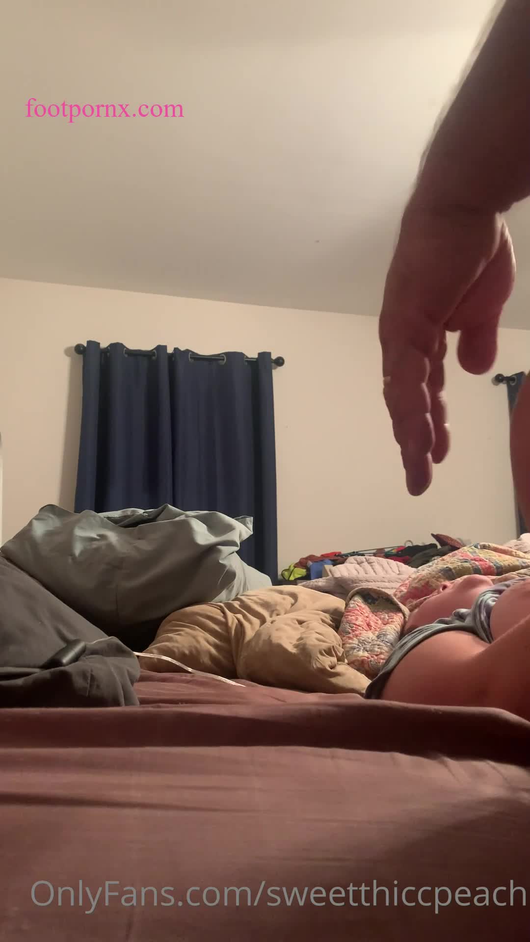 laurenkavali  foot porn 4