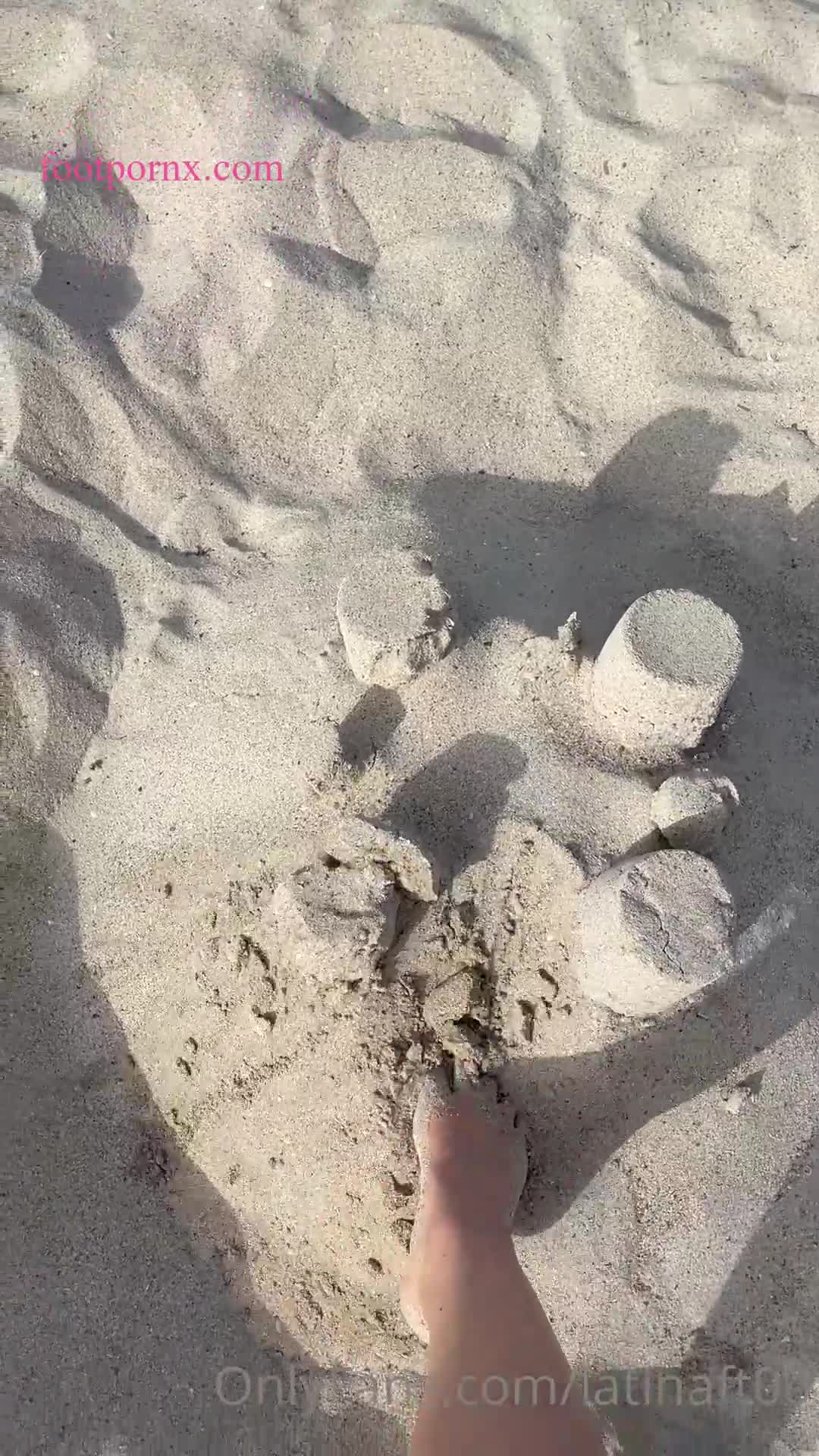 latinaft00  foot porn 5