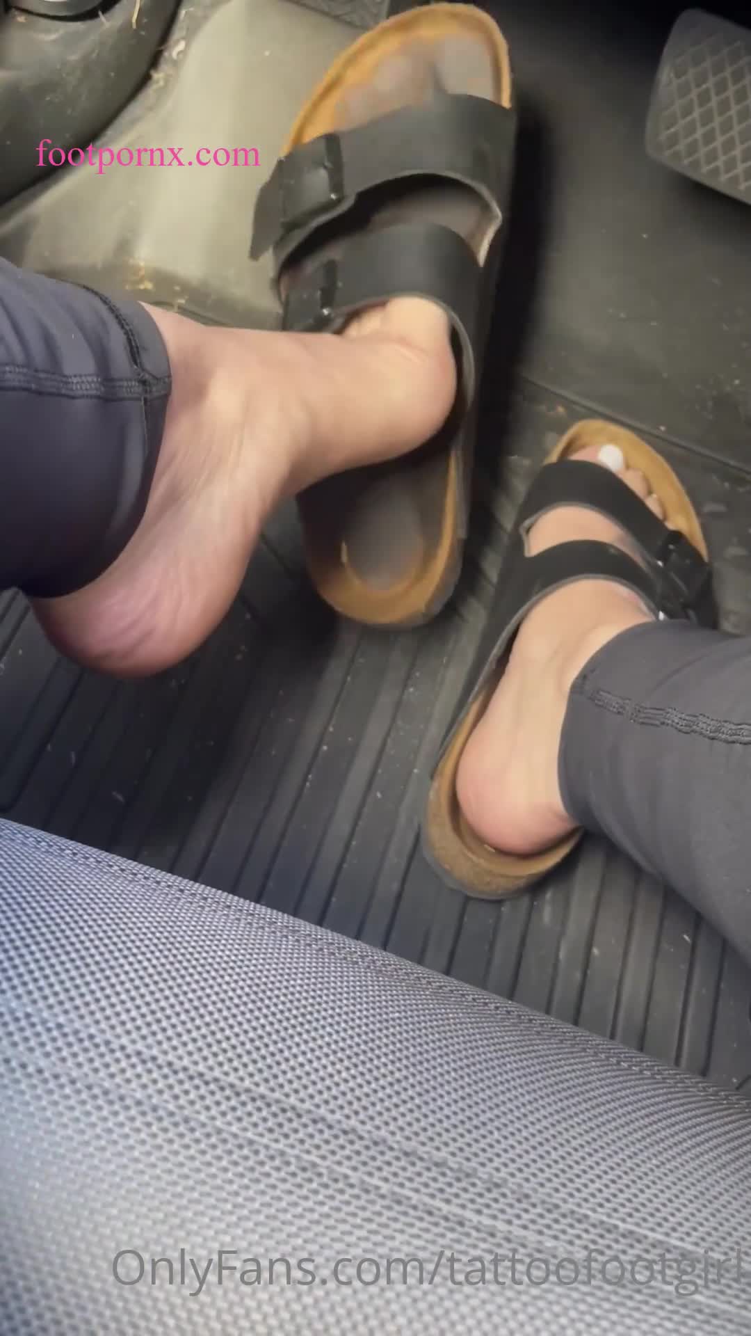 tattoofootgirl  foot porn 5