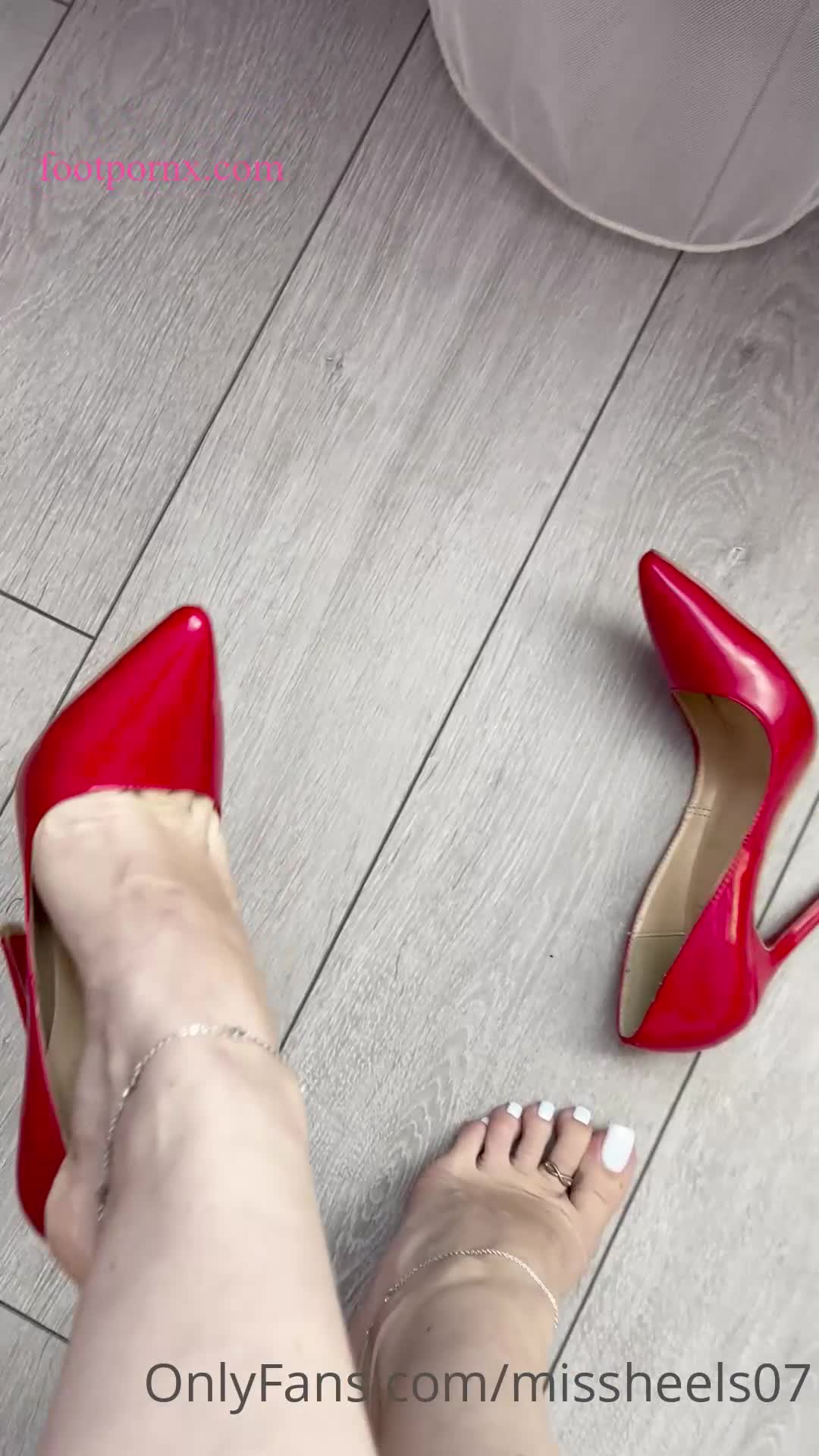 missheels07  foot porn 2
