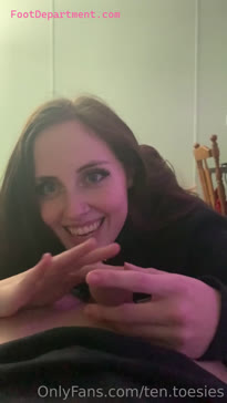 ten.toesies blowjob