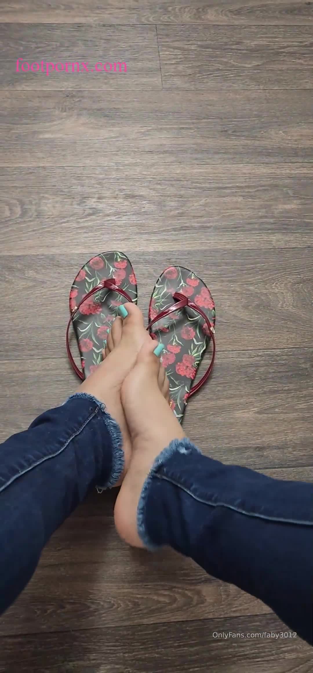 faby3012  foot porn 2