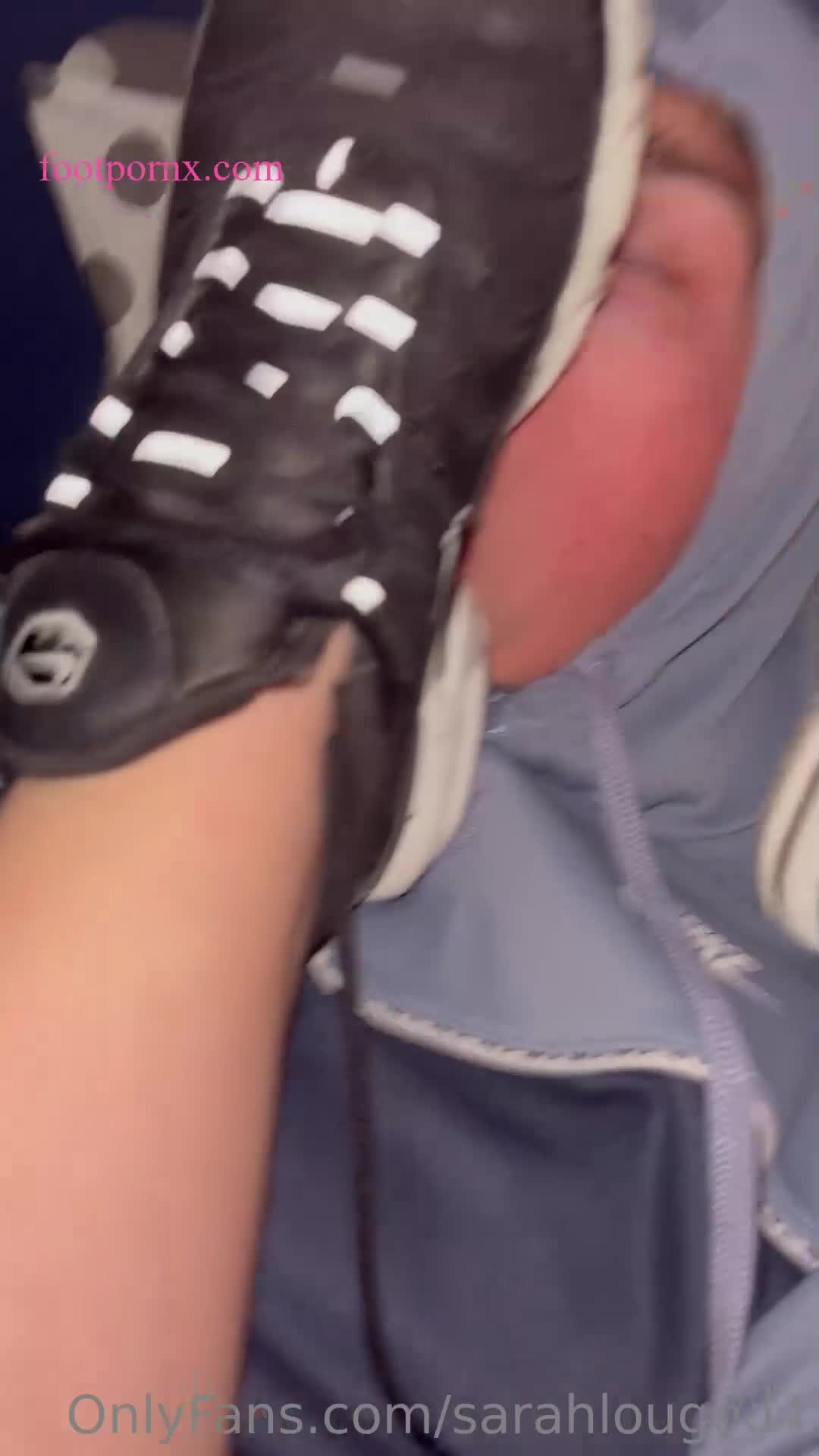 sarahlougod4  foot porn 1