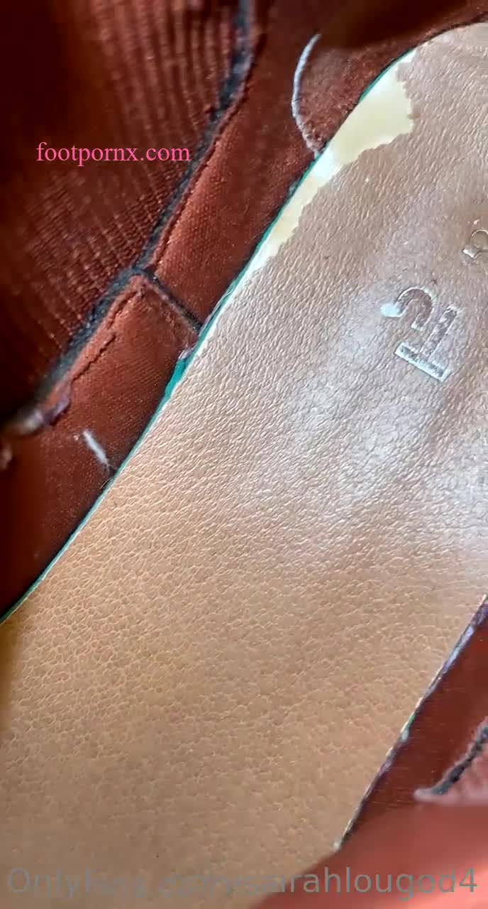 sarahlougod4  foot porn 3