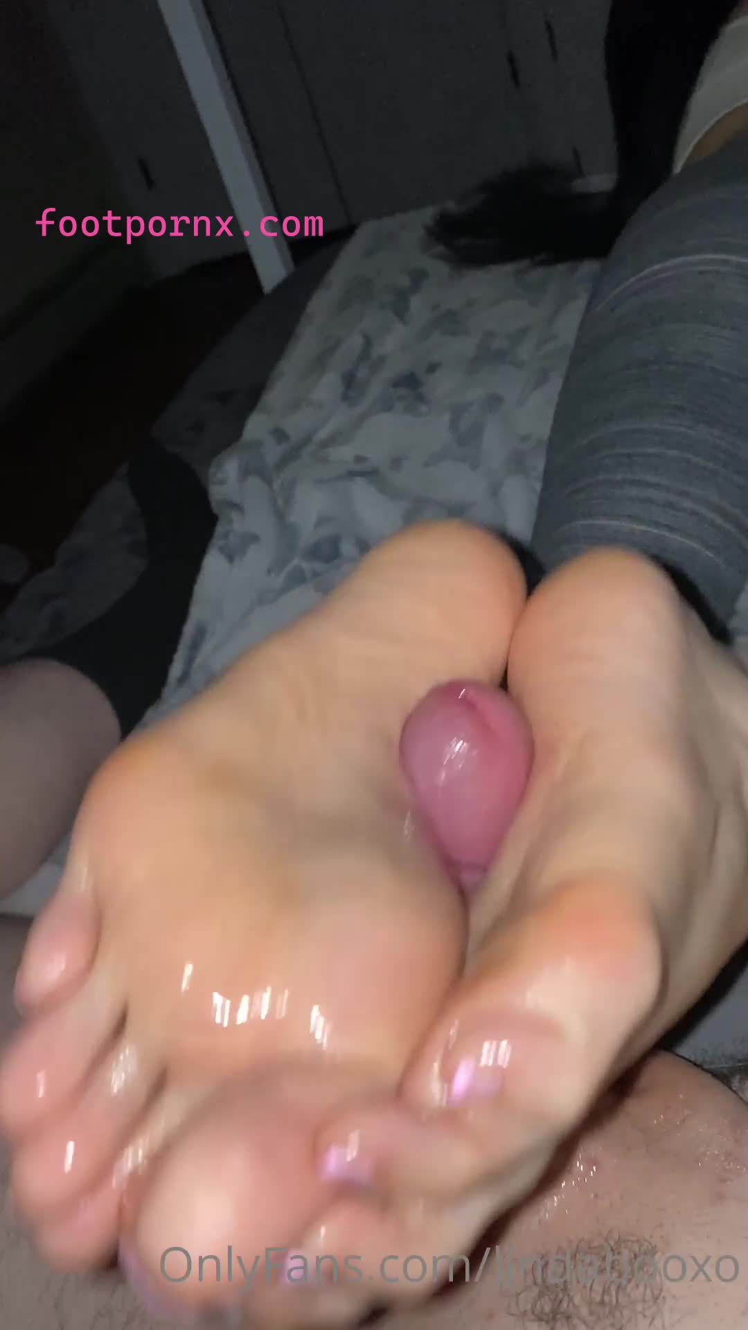 lindabooxo foot godess asian 4