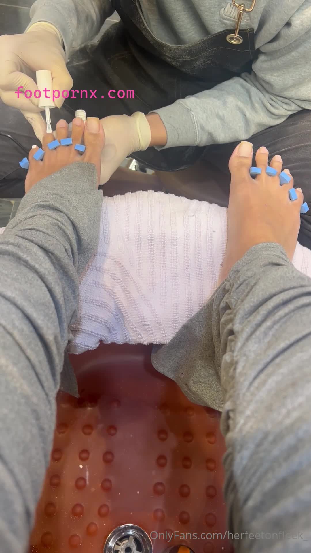 herfeetonfleek_ ebony foot queen super sexy girl 44
