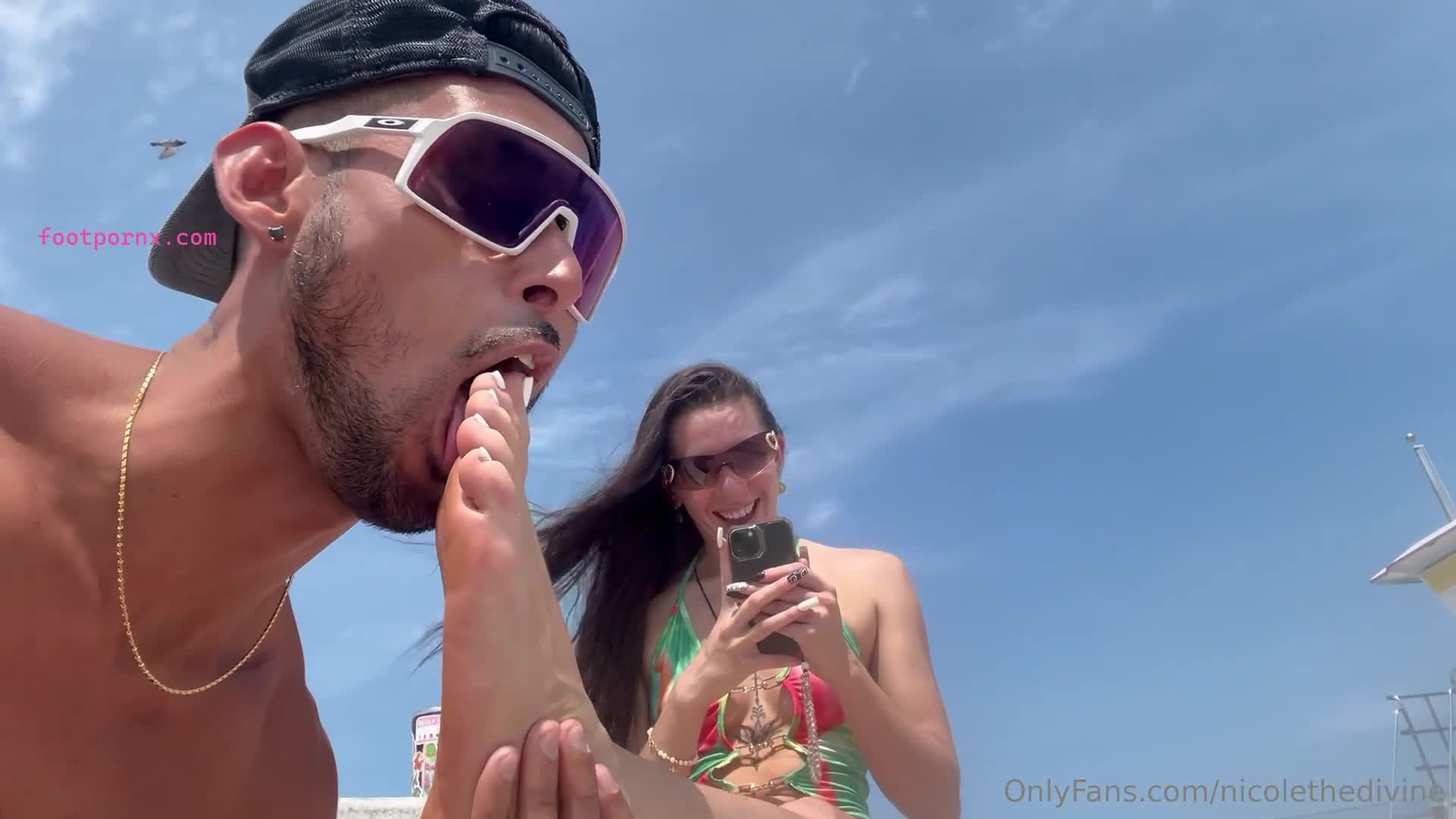 nicolethedivine pretty white girl feet soles 128