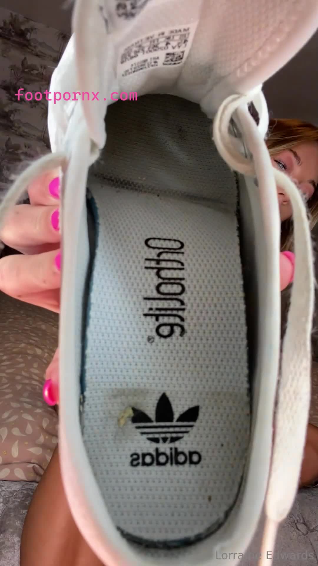 lorraineedwards91 super hot white girl feet 5