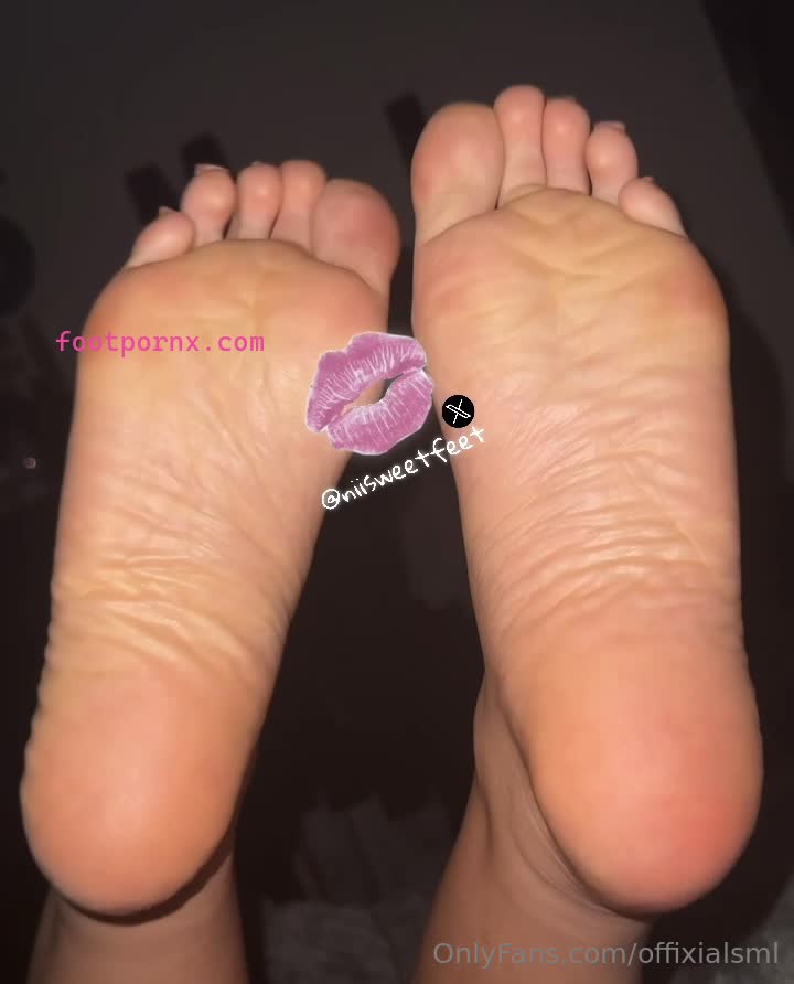 offixialsml porn pretty ebony feet 19