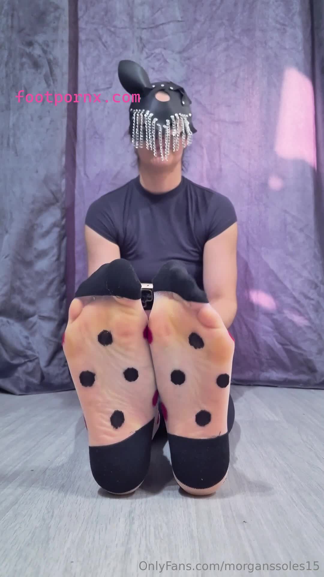 morganssoles15 nylons and soles tease 4