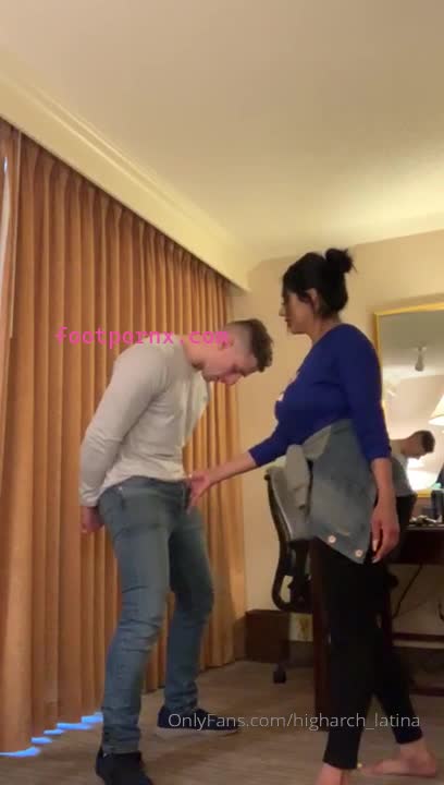 erotichigharchs latina footjob cum  40