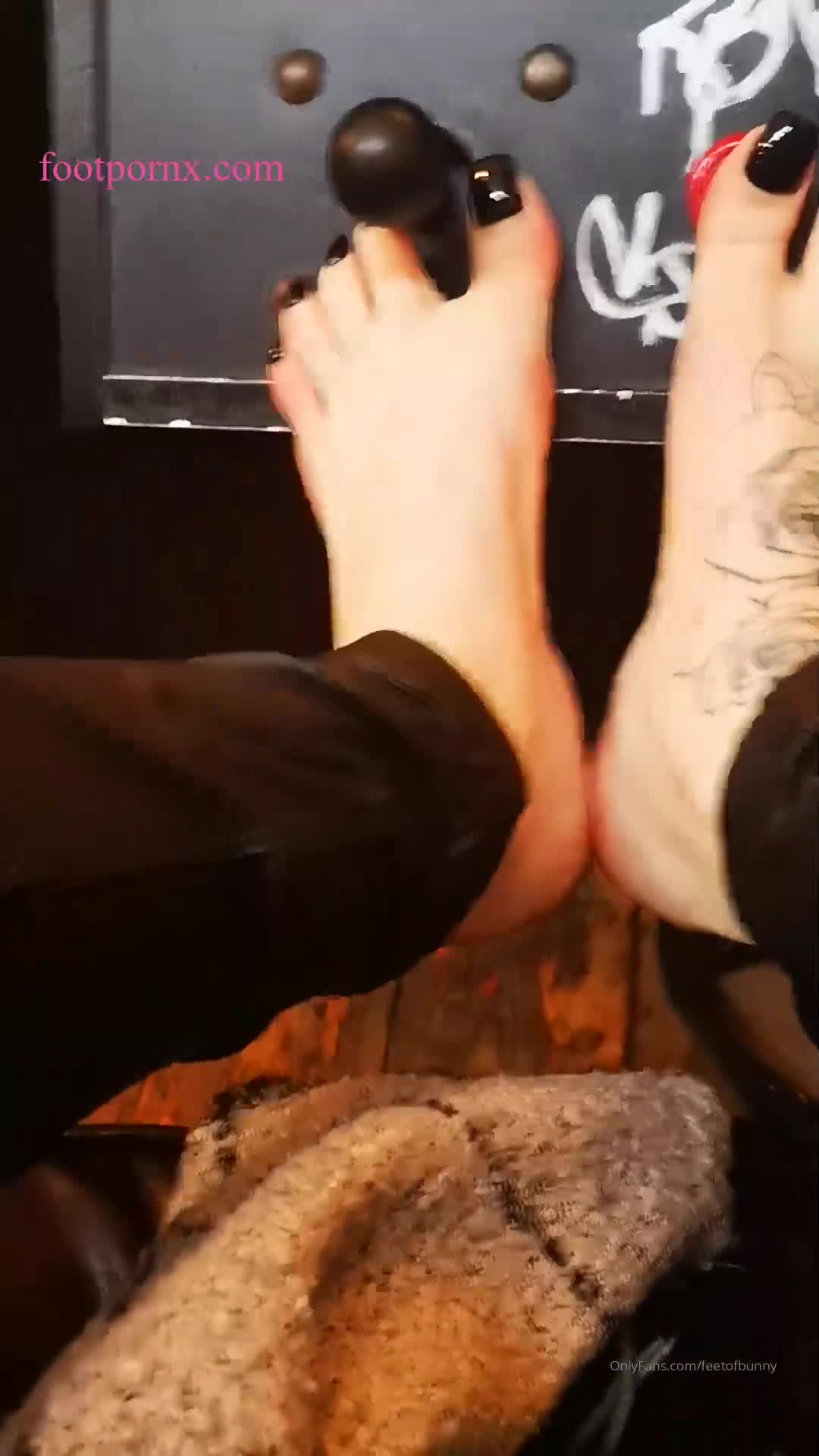 Feet Of Bunny  foot porn 5
