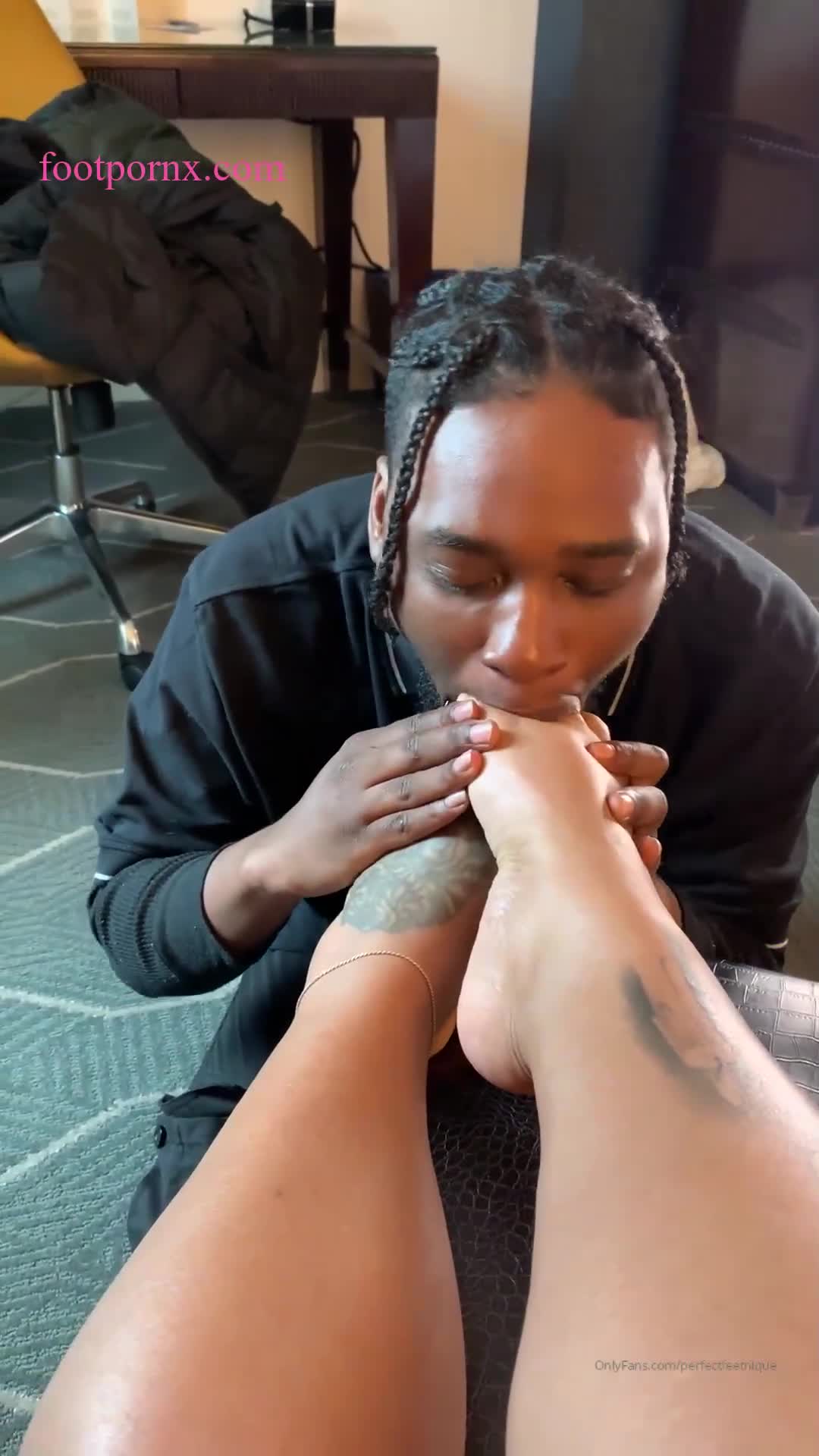 iwantnique  foot porn 5