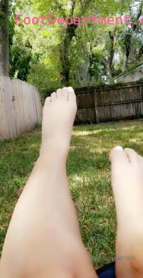 goddessgabriela outside public feet play pretty soles