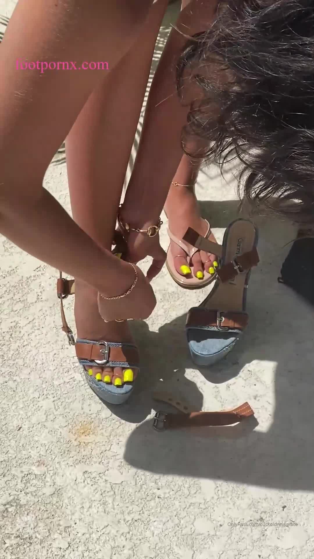goddess.grace  foot porn 1