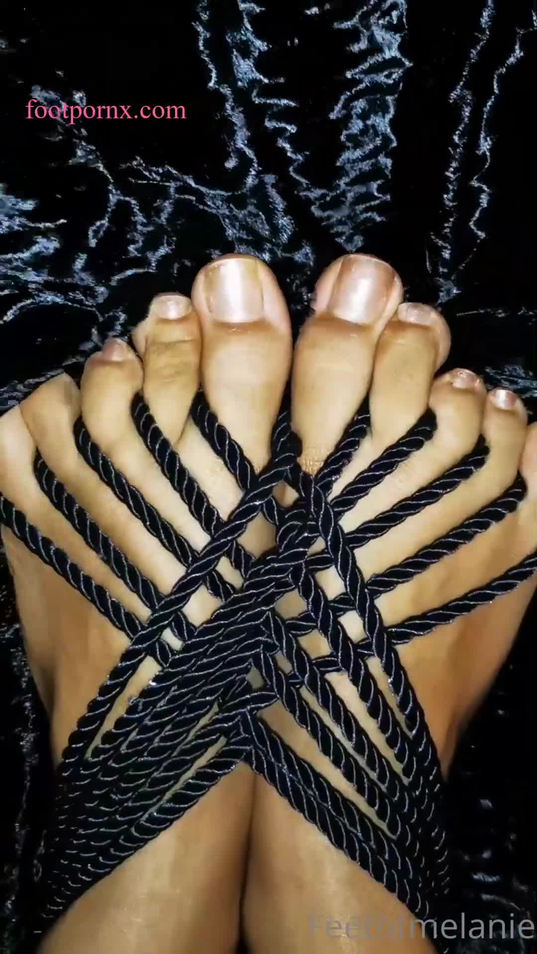 feetofmelanie  foot porn 3