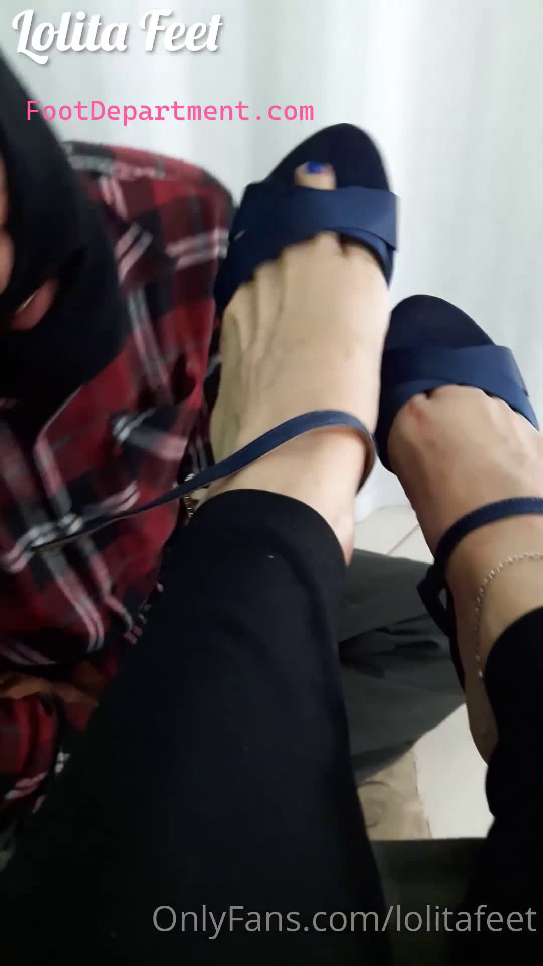 thefeetoflola foot worship