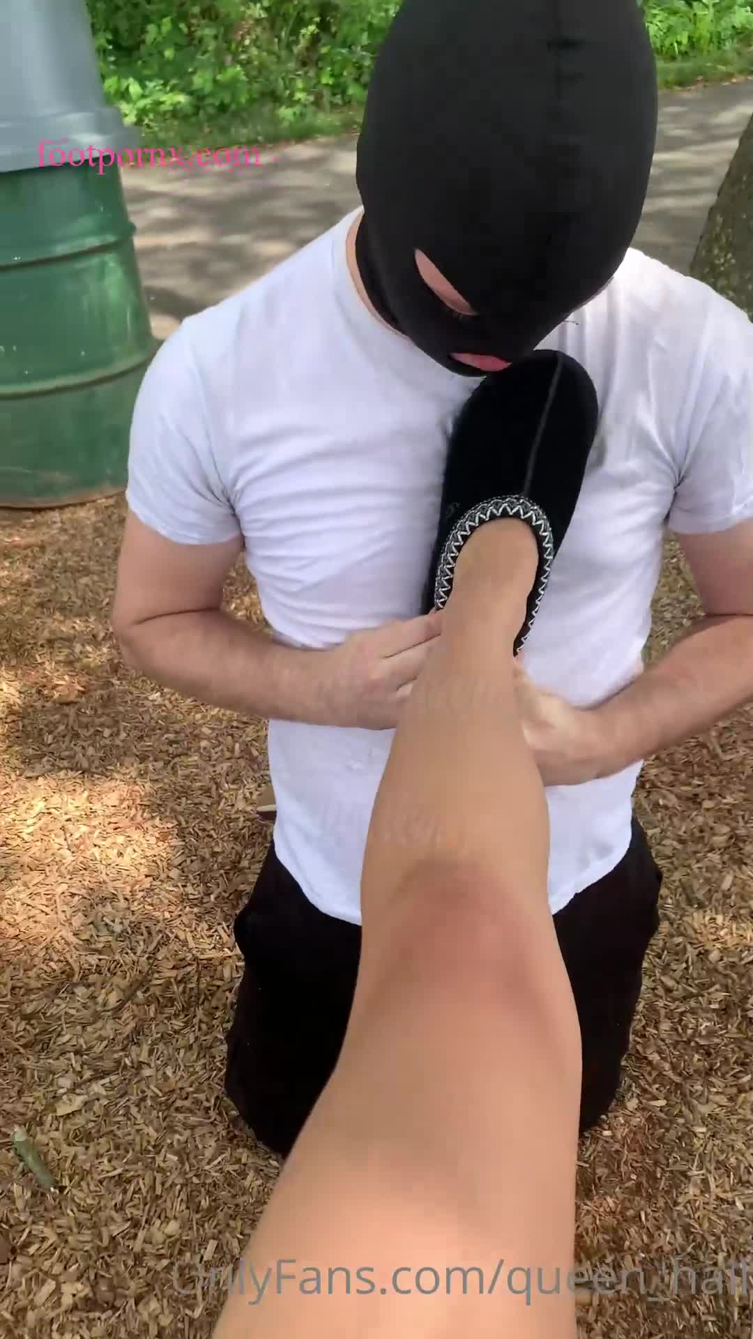 queen_hail  1