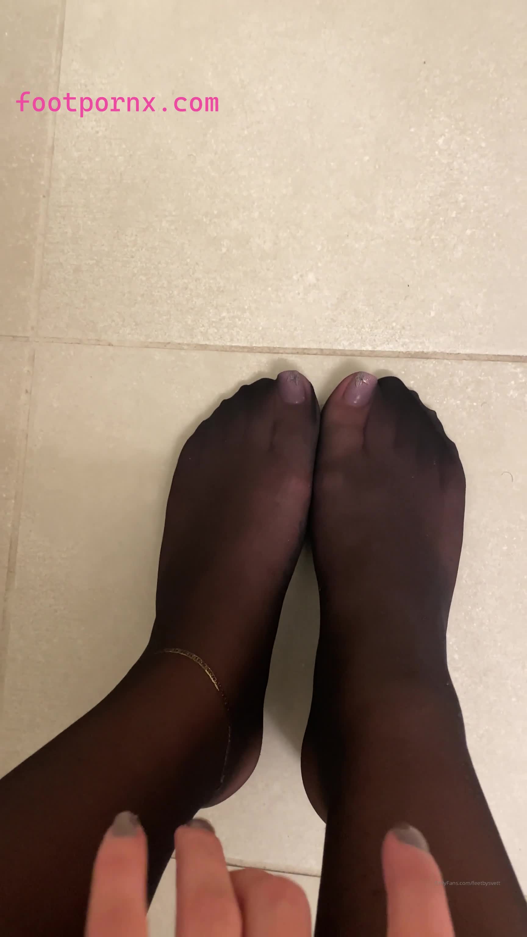 feetbysvett foot porn retired foot queen  7