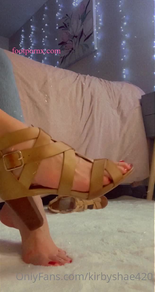 kirbyshae420  foot porn 1