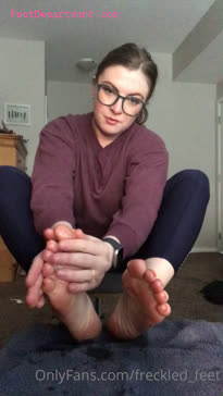 freckled_feet top foot model oily feet 