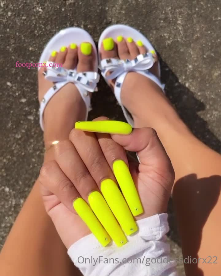 goddessdiorx22  foot porn 5