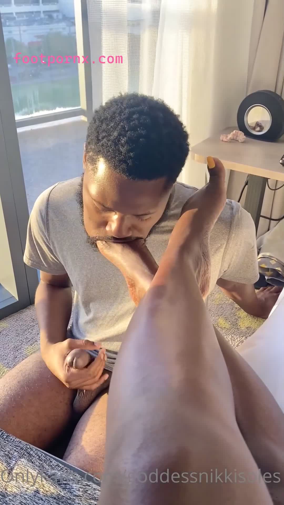 goddessnikkisoles sexy chocolate model foot porn 23