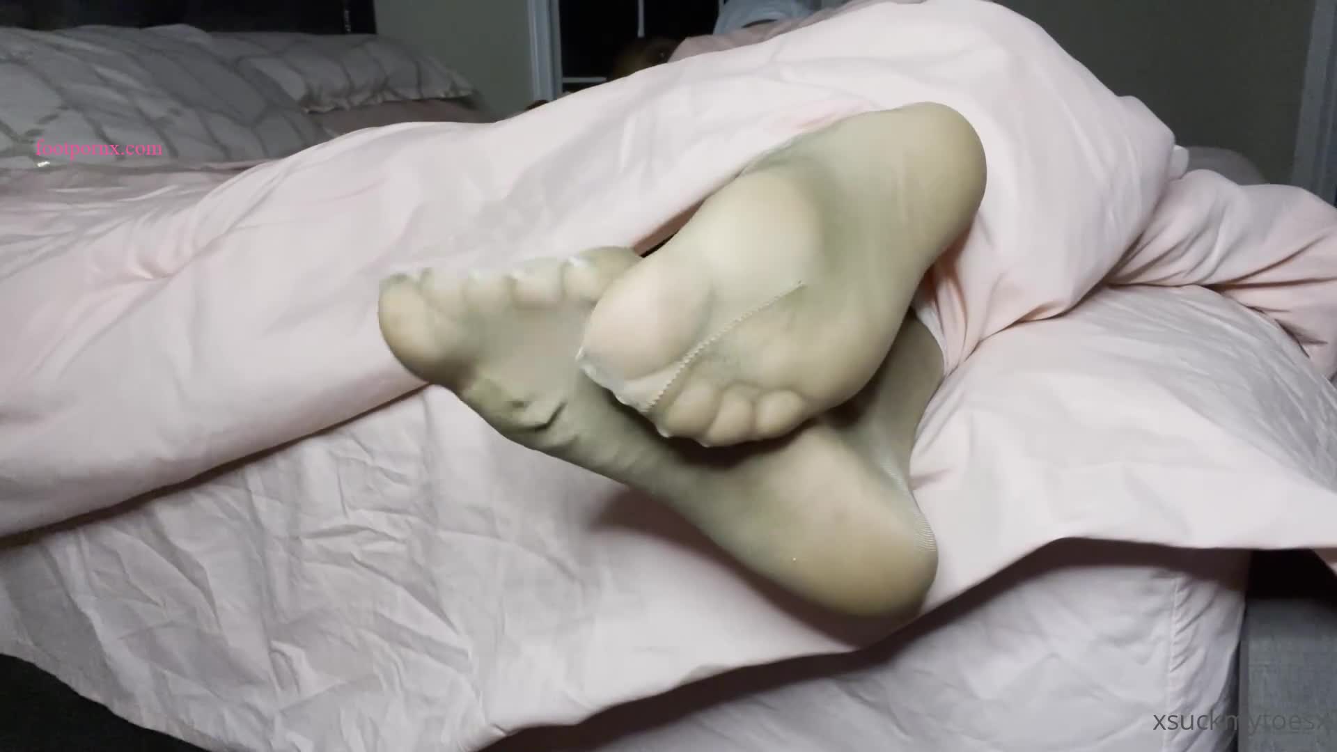 goddessmimisfeet  foot porn 4